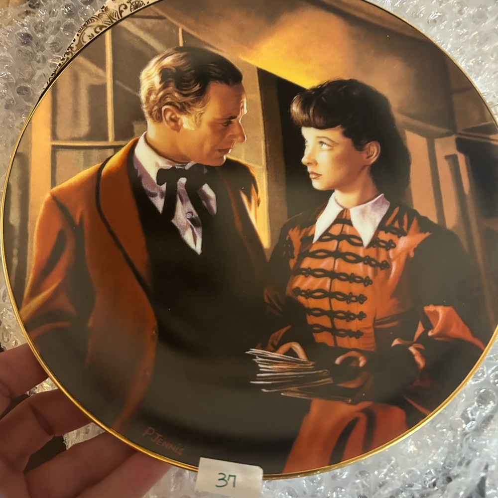 2 Gone with the wind Decorative Plate with Vintage